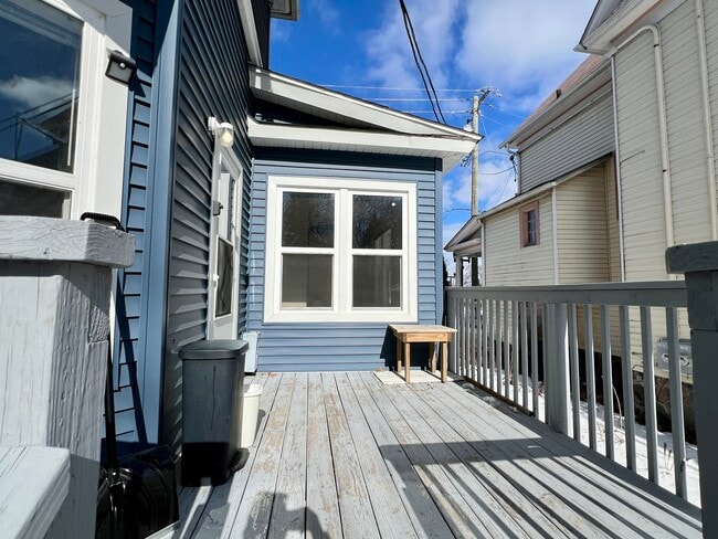 Photo - 216 E South St