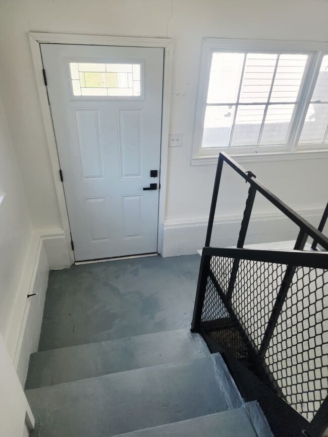 Photo - 564 Haller St