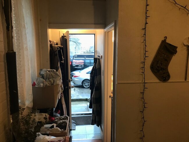 Photo - 336 Belmont St Unidad 2