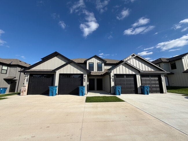 Building Photo - 81 SE 351st Rd