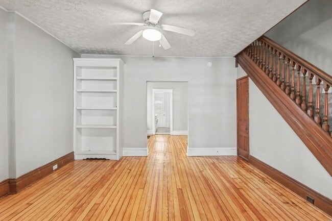 Photo - 5 bedroom, 2 bathroom house in downtown Carlisle