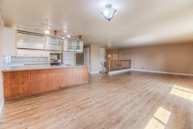 Building Photo - 1105 S 43rd Ave Rental