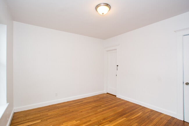 119 West Wyoming