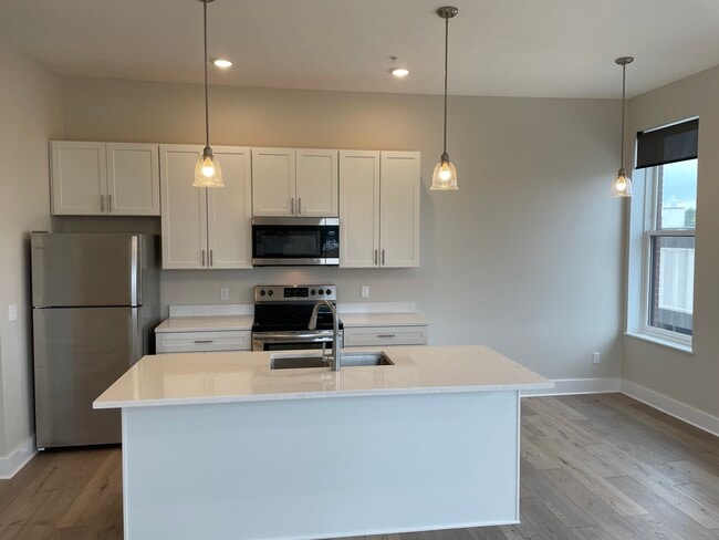 Kitchen - 253 Center St