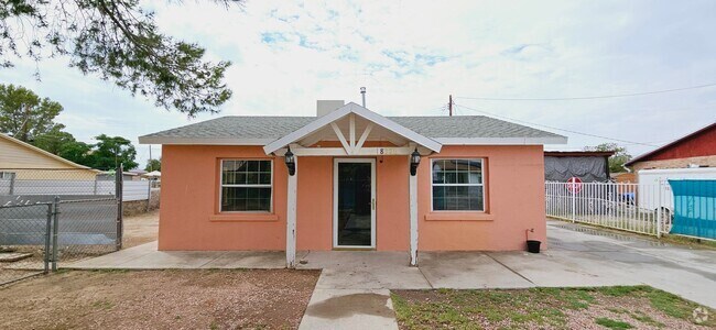 Building Photo - Cozy 2 bedroom, 1 bath home in Lower Valle...