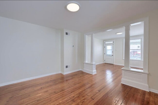 Photo - 1202 Baltimore St