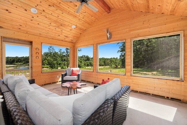 Photo - 468581 E 599 Rd Unit ID1221901P