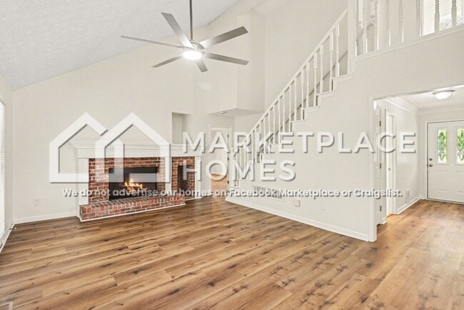 Photo - 2699 Foxglove Dr SW