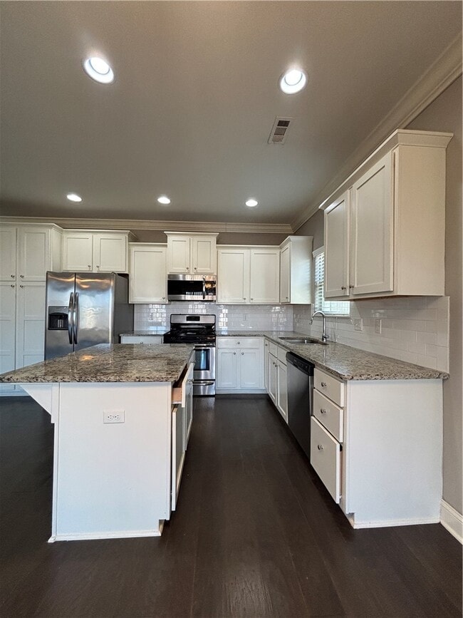 Photo - 4400 SW Eggersway Pl