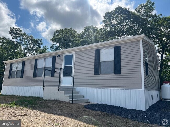 Building Photo - 111 Dugan Ct Rental
