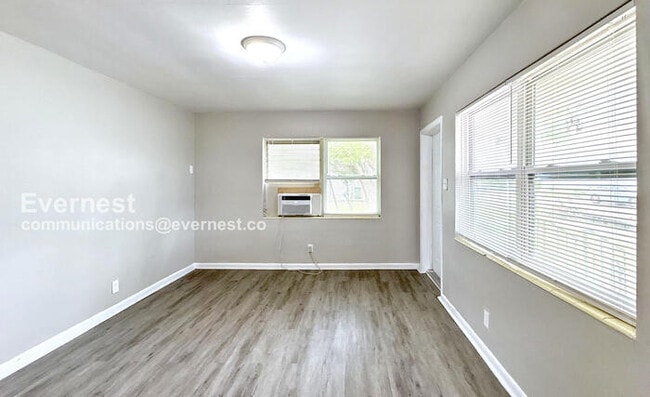 Photo - 913 E 11th Ave Unit A