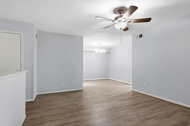 2744 Briarhurst Dr Unit 49