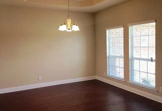 Photo - 8095 Vane Ct