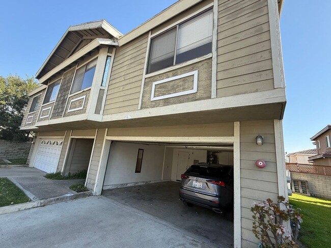 Building Photo - 605 E Phillips Blvd Rental