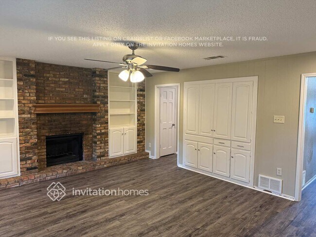 Photo - 1517 Woodvale Dr