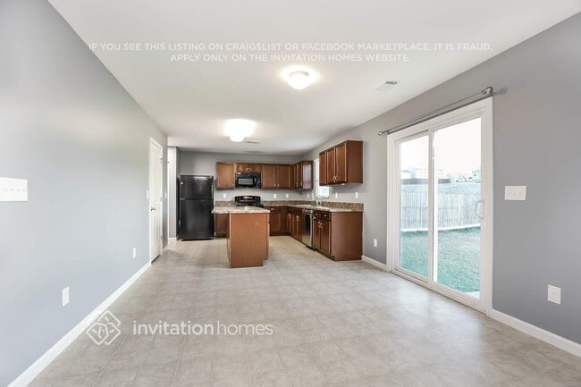 Photo - 3774 Willow Creek Rd