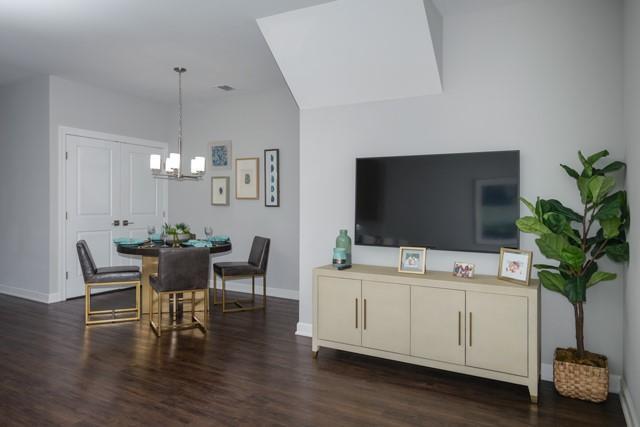 Photo - 121 Sutton Ct Unidad 121