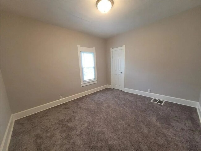 Photo - 2715 Delaware St