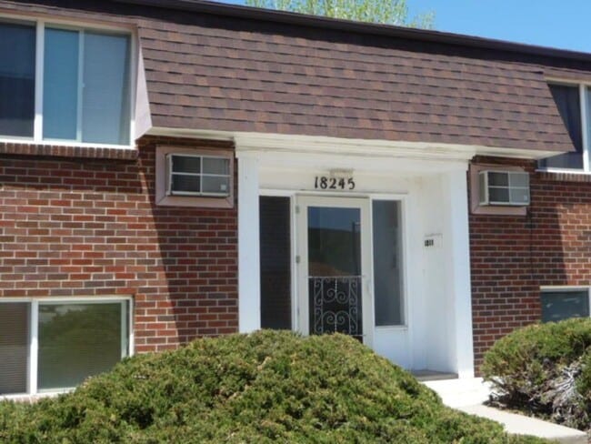Building Photo - Now Leasing: Updated 2BR in Golden 4-Plex ... Unit 18245 W. 3rd Place  3 Rental