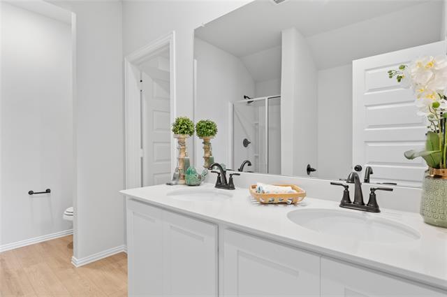 Photo - 610 Ridgewood Dr