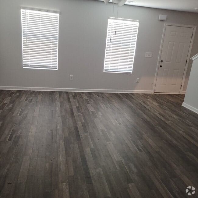 Building Photo - 1802 Carrington Dr Rental