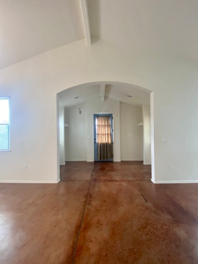 Photo - FOR RENT / Pre-Leasing