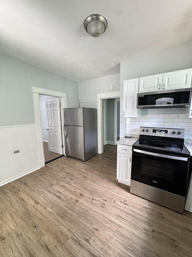 ?? Spacious 3BR/2BA Home in Lafayette – Pet Friendly + Shared Laundry! ??