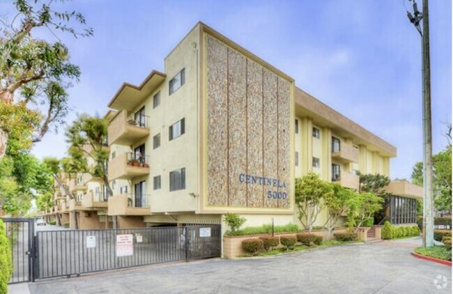 Building Photo - 5000 S Centinela Ave Unit 314 Rental