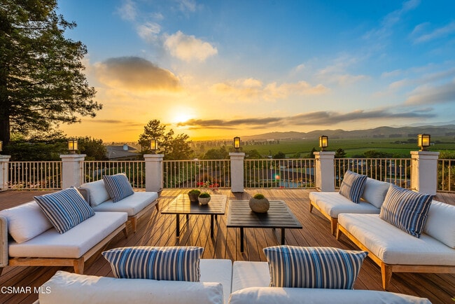 Photo - 1074 Deseo Ave