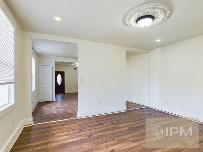 Photo - Spacious 4 Bedroom, 1 Bath Home in York, Pa!