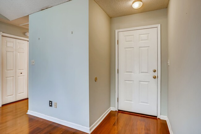 Photo - Beautiful 2 Bedroom Town-Home! Priced to Move-in NOW!