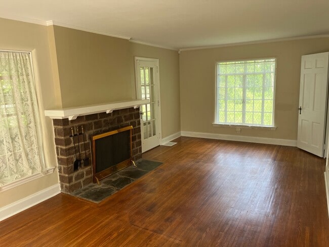 Photo - 85 Continental Dr