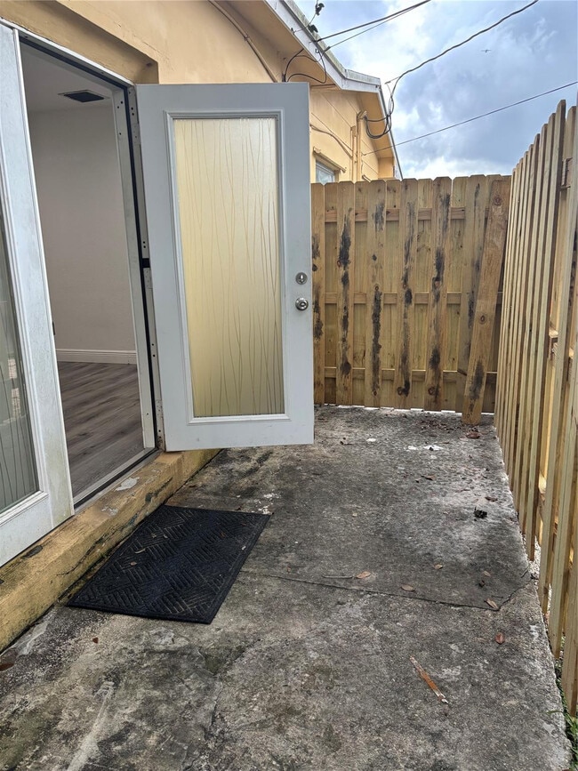 Photo - 351 N 70th Terrace