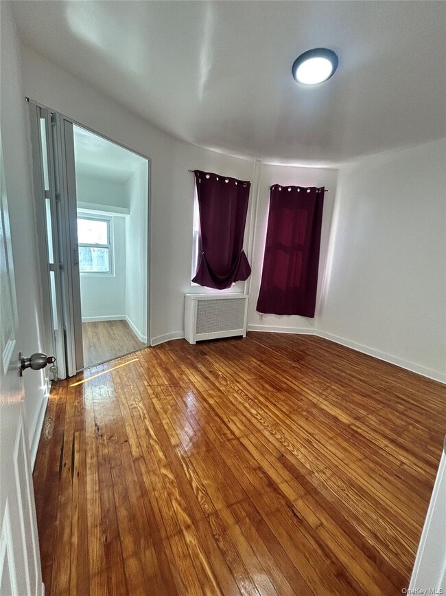 Photo - 13-32 130th St