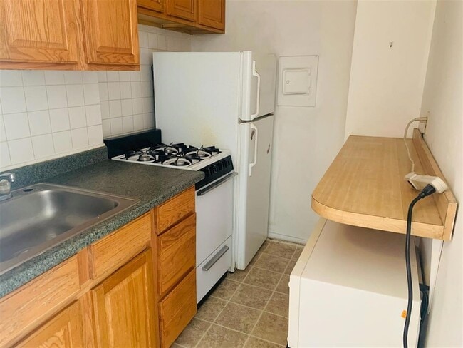 Photo - 10 Huron Ave Unit 4R