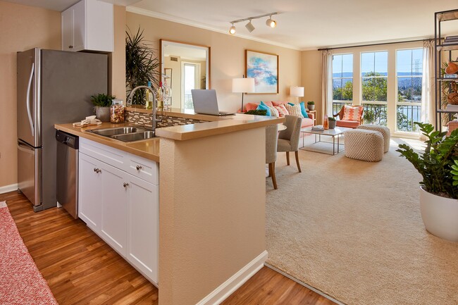 Photo - The Villas at Bair Island Apartments