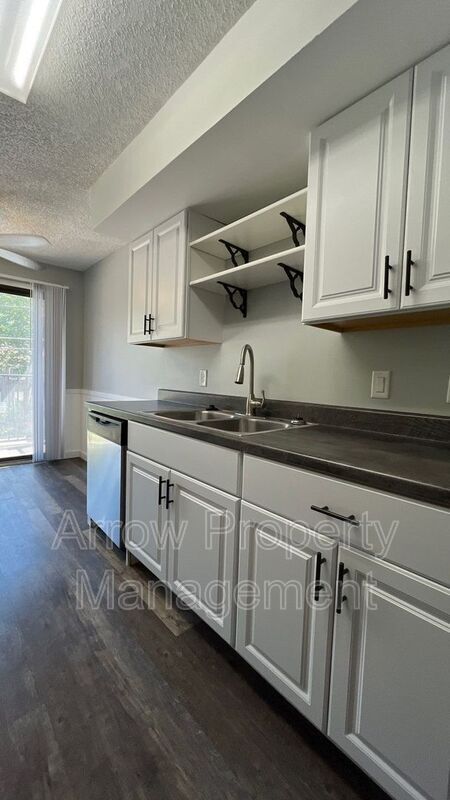 Photo - 3405 Holdrege St