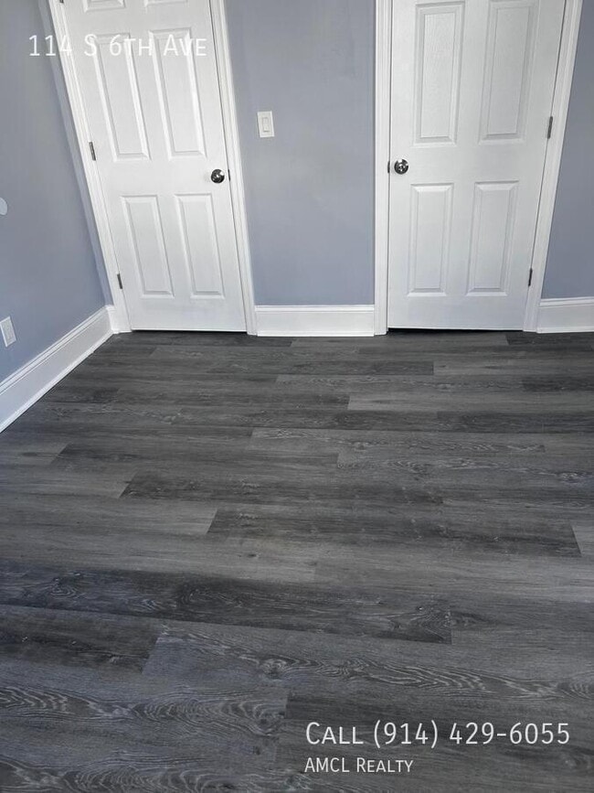 Photo - 114 S 6th Ave