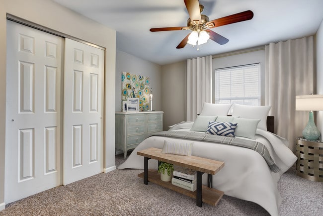 Lakeview Townhomes at Fox Valley