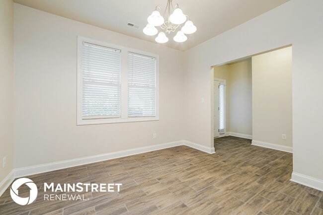 Photo - 140 Telesto Cir