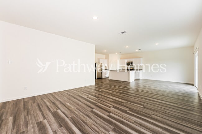Photo - 12720 Haymarket Rd