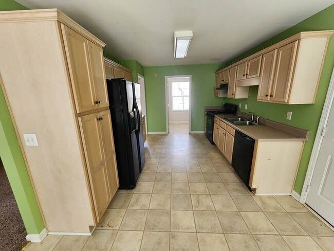 Photo - 281 Birch Valley Dr