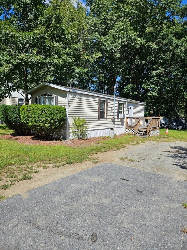 29 Catacunemaug Rd