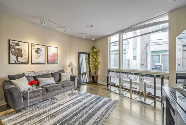 Photo - 2215 W 32nd Ave