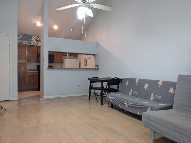 Building Photo - 8055 Cambridge St Unit True