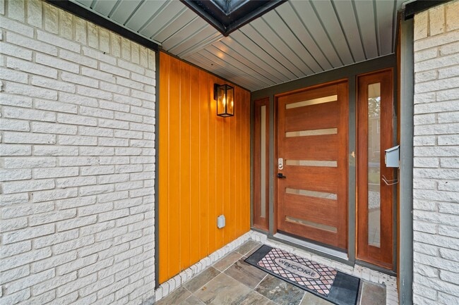 Photo - 9022 Quebec Dr