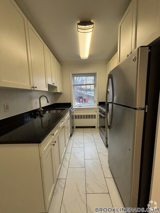 Building Photo - 84 St Paul St Unit 1 Rental