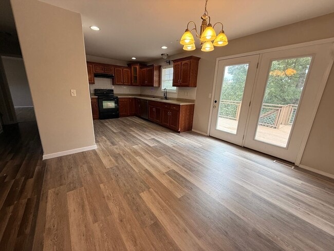 19112 Lonager Ln