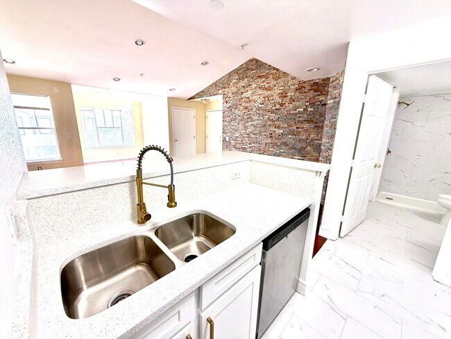 Photo - 2 bedroom and 2 bath condo at Villa del Sol
