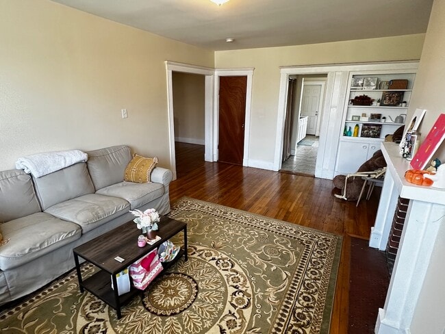 Photo - 1682 Commonwealth Ave Unit 2